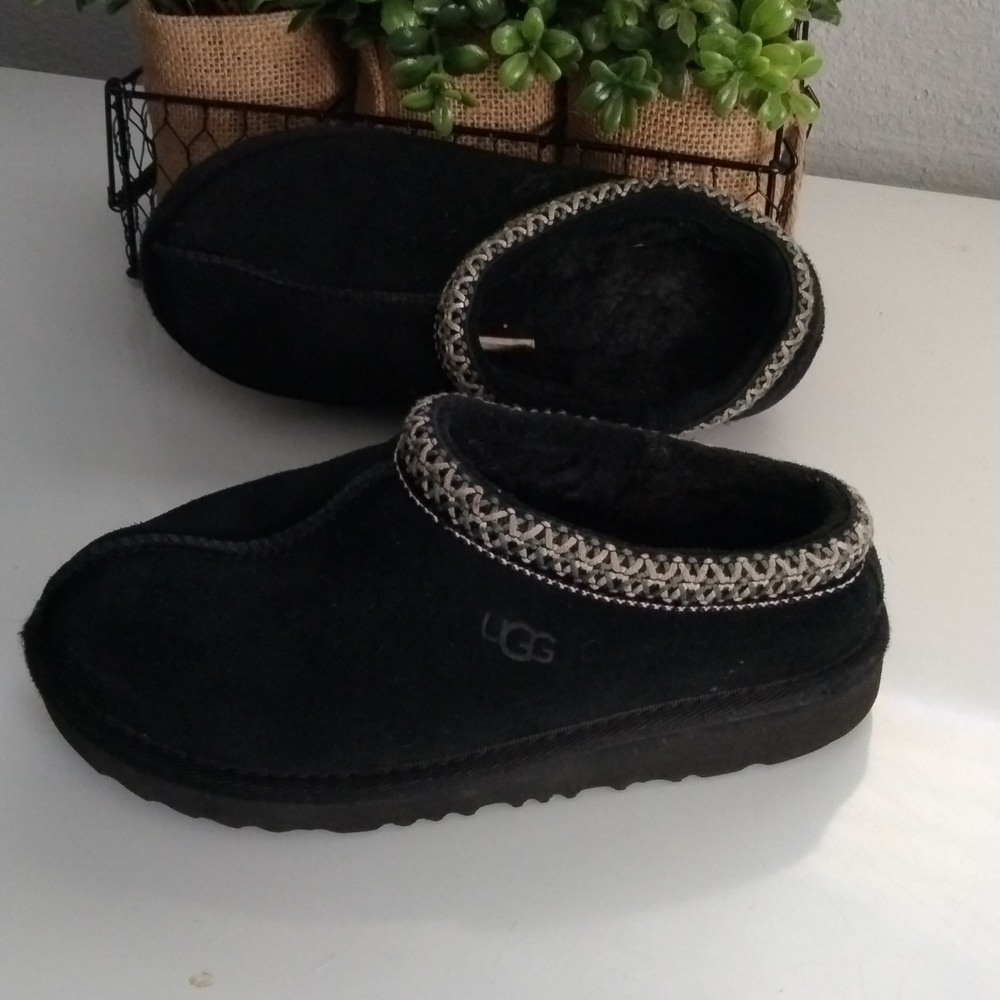 UGG TASMAN SLIPPER
